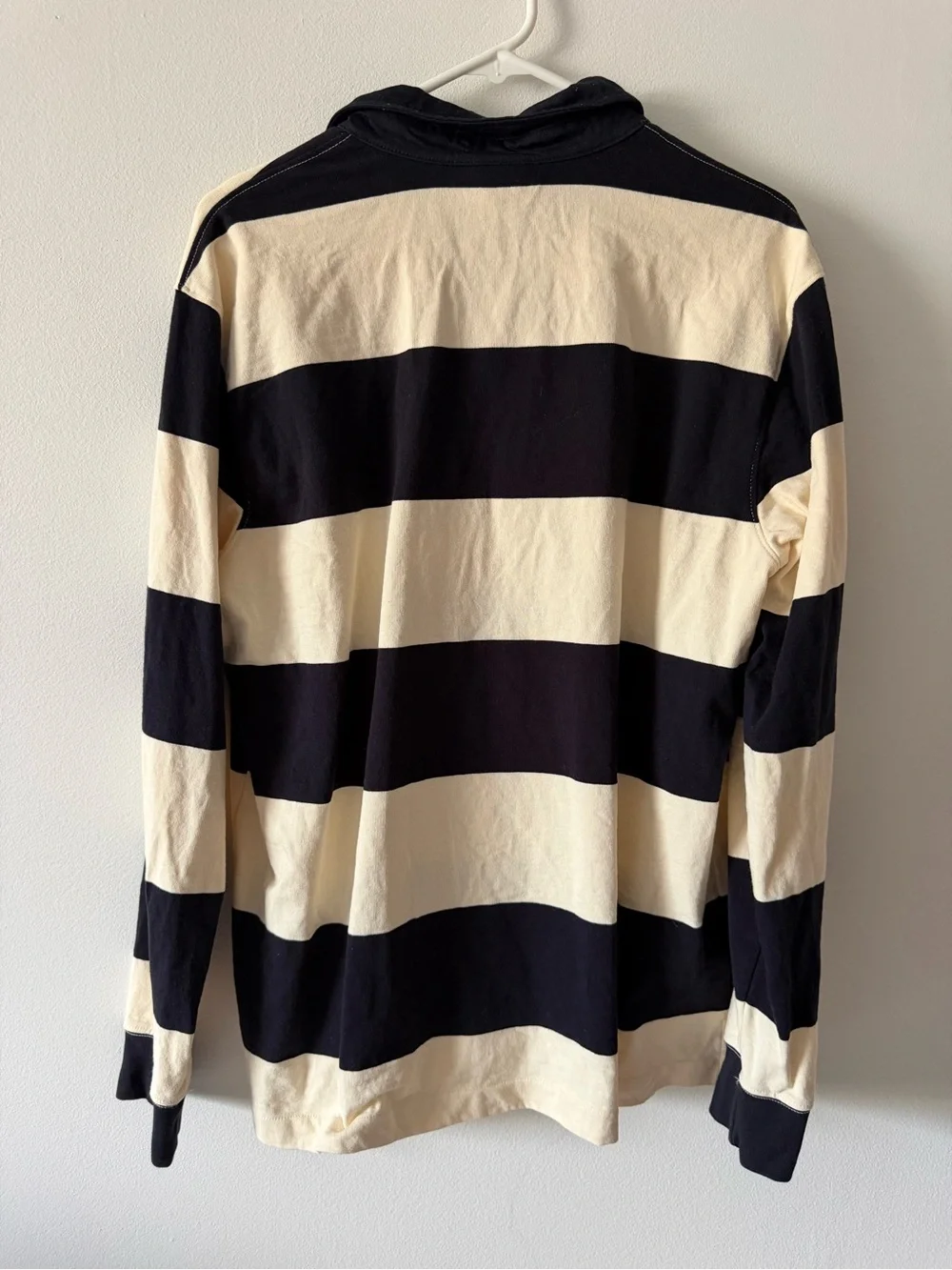 North Face Men's Striped Rugby Shirt - Cream & Navy